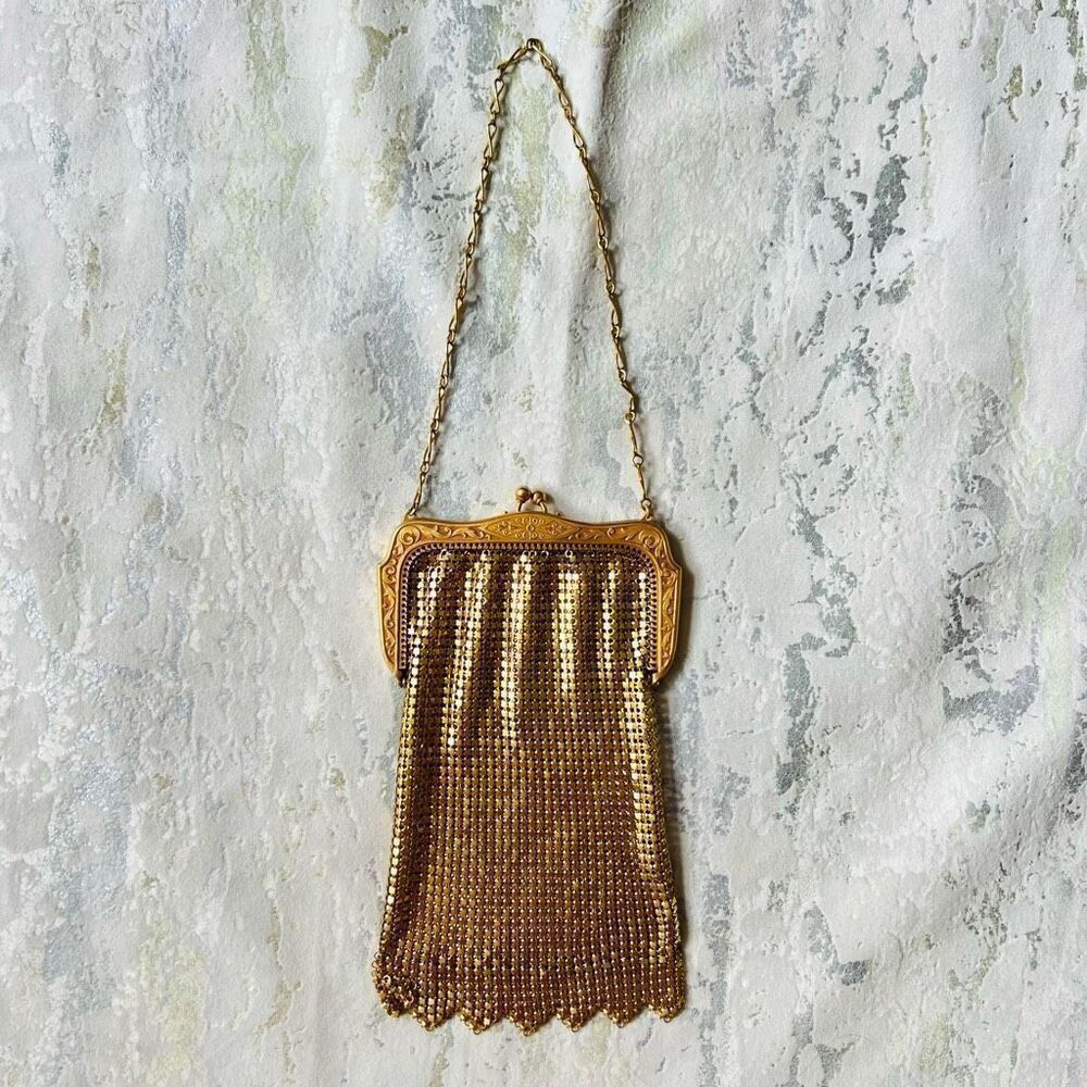 Whiting and Davis Art Deco Chain Mail Cigarette Holder Gatsby 1920s